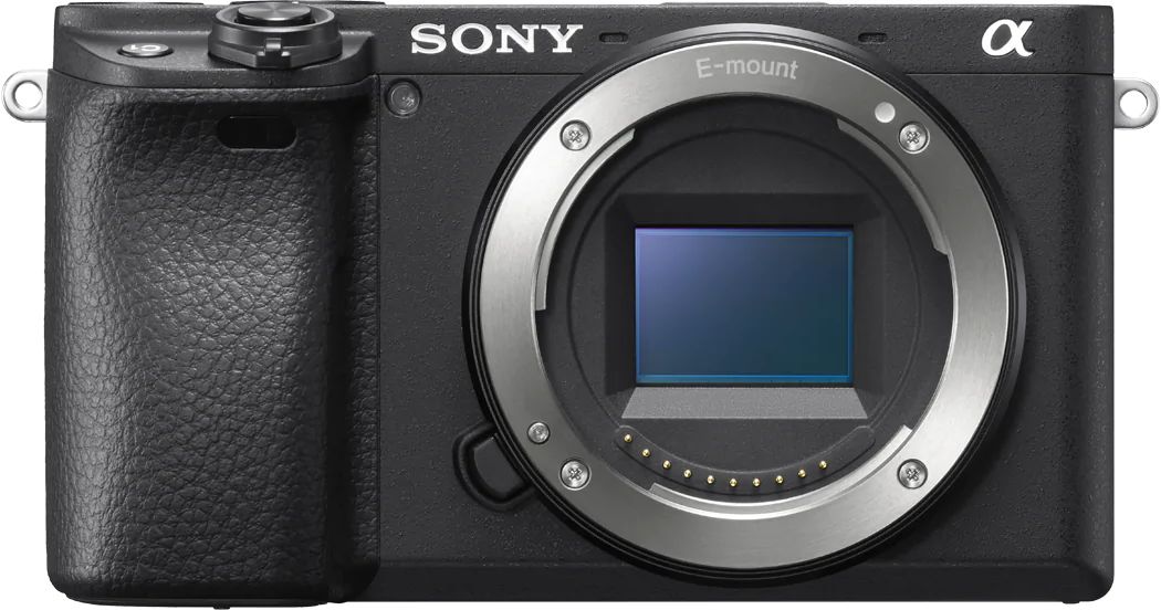 Sony a6400 E-tyypin kamera, jossa APS-C-kenno